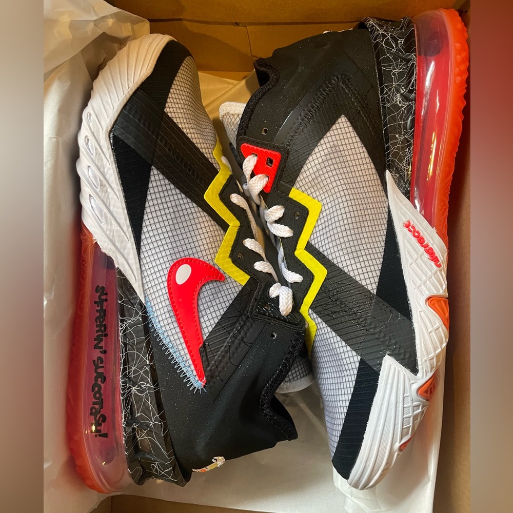 Lebron xviii low shoes Space Jam edition.